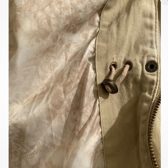 GUESS Utility Jacket - Picture 6 of 7